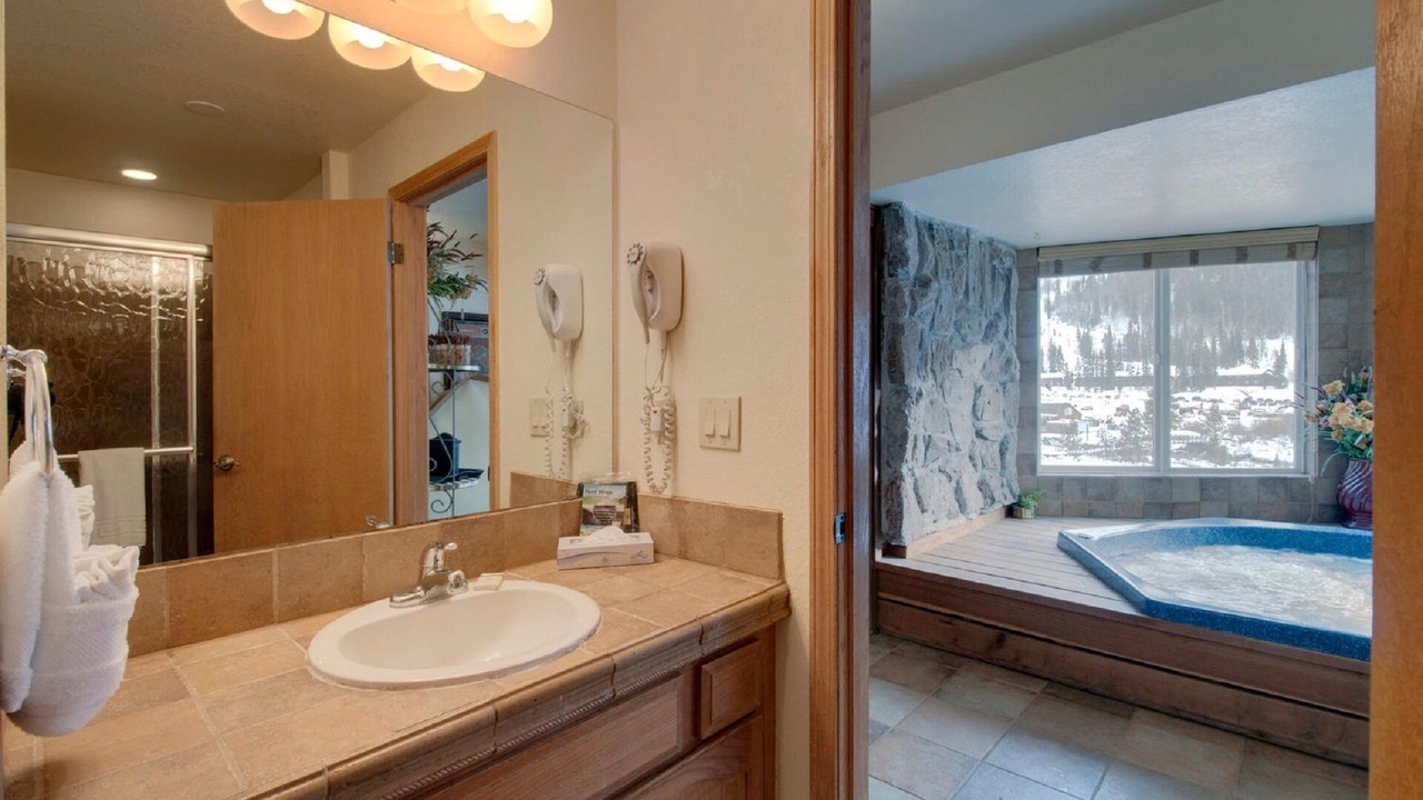 Photo of Bathroom in Mountain House