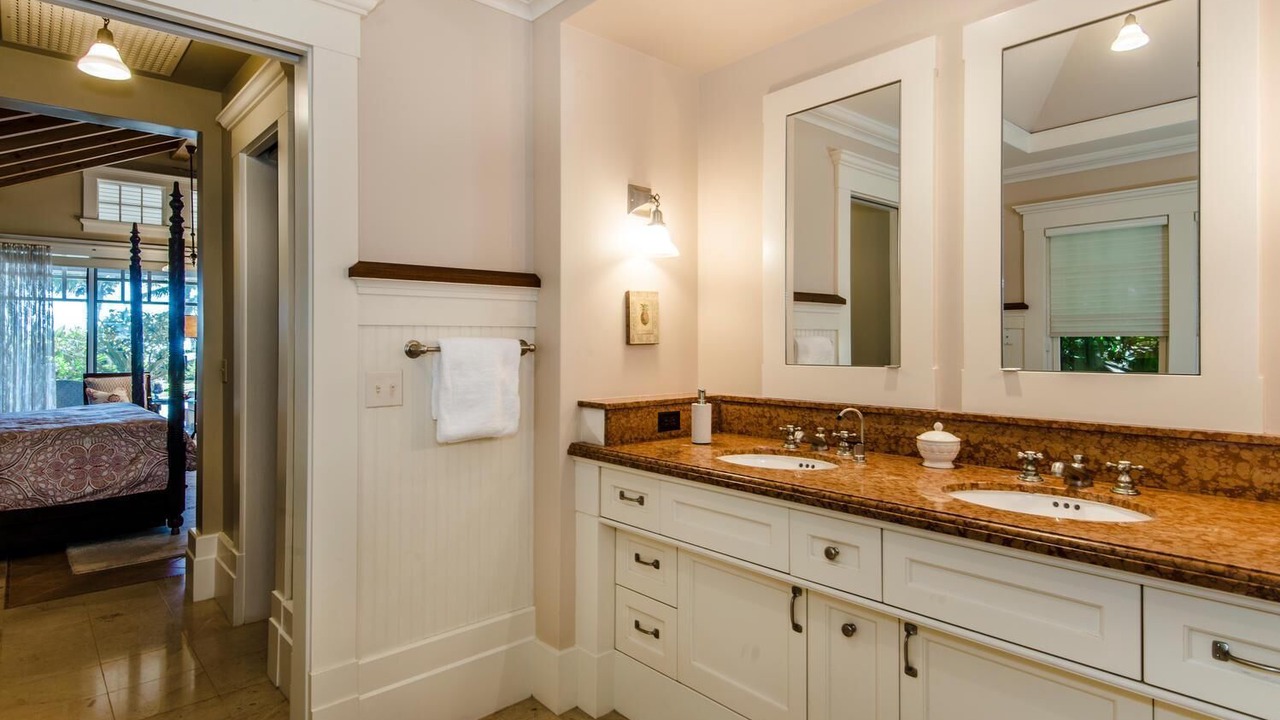 Photo of Bathroom in Kaanapali