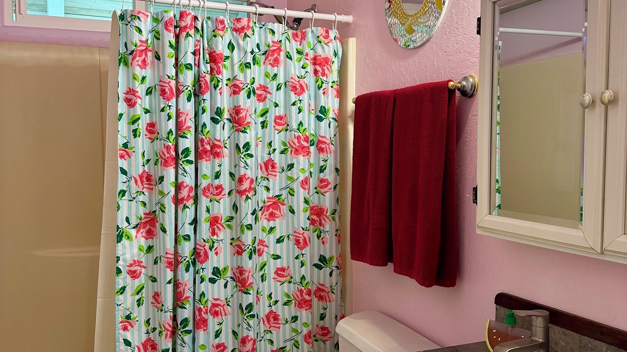 Photo of Bathroom in Honaunau-Napoopoo