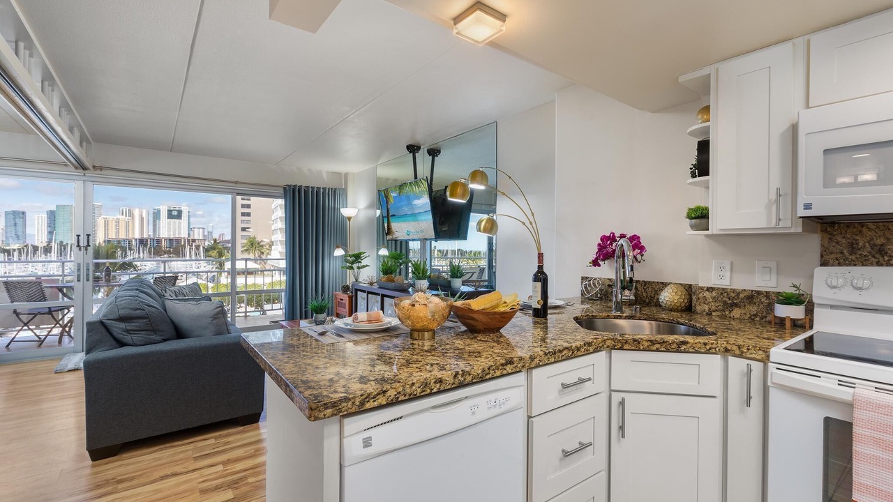 Photo of Kitchen in Waikiki