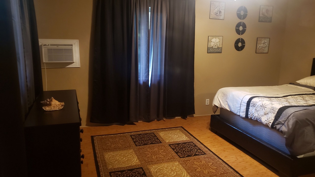 Photo of Bedroom in Keaau