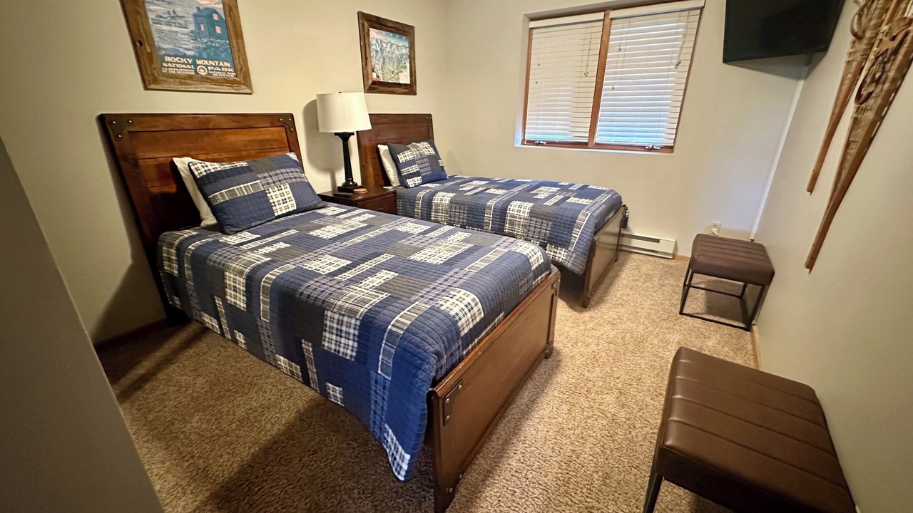 Photo of Bedroom in Four O'Clock