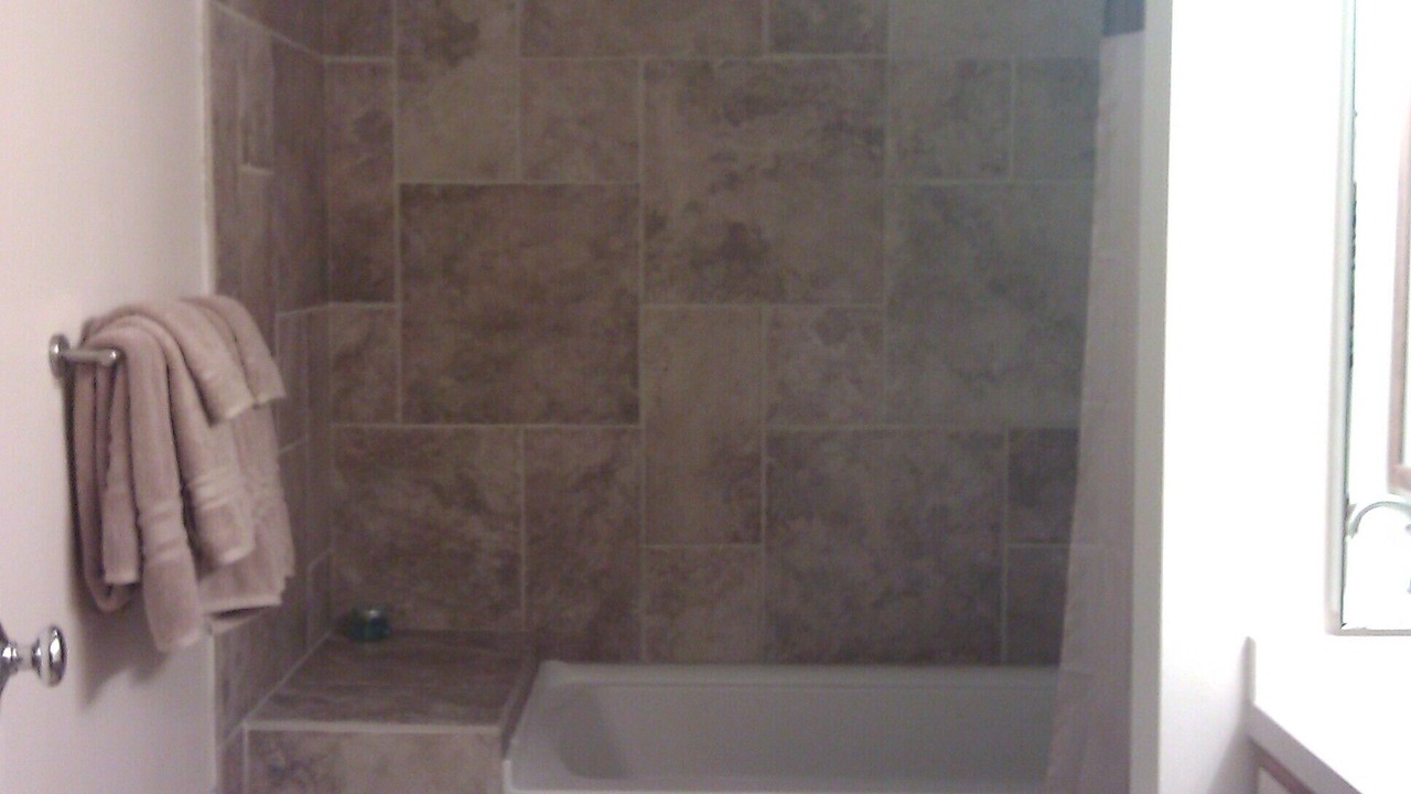 Photo of Bathroom in Historic Kailua Village