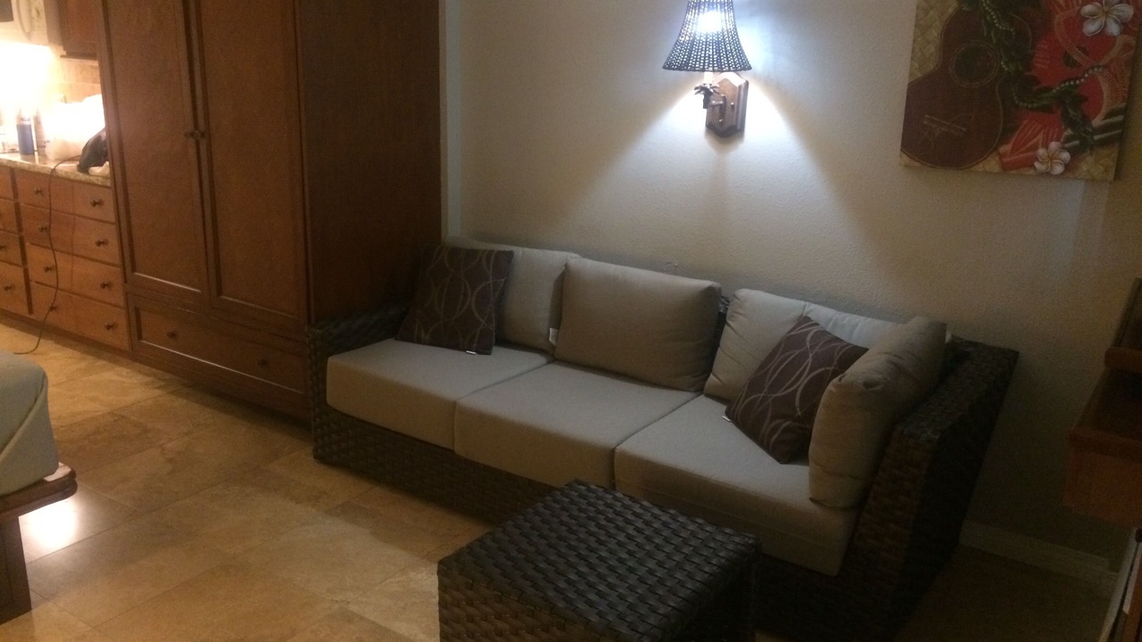 Photo of Livingroom in Waikiki