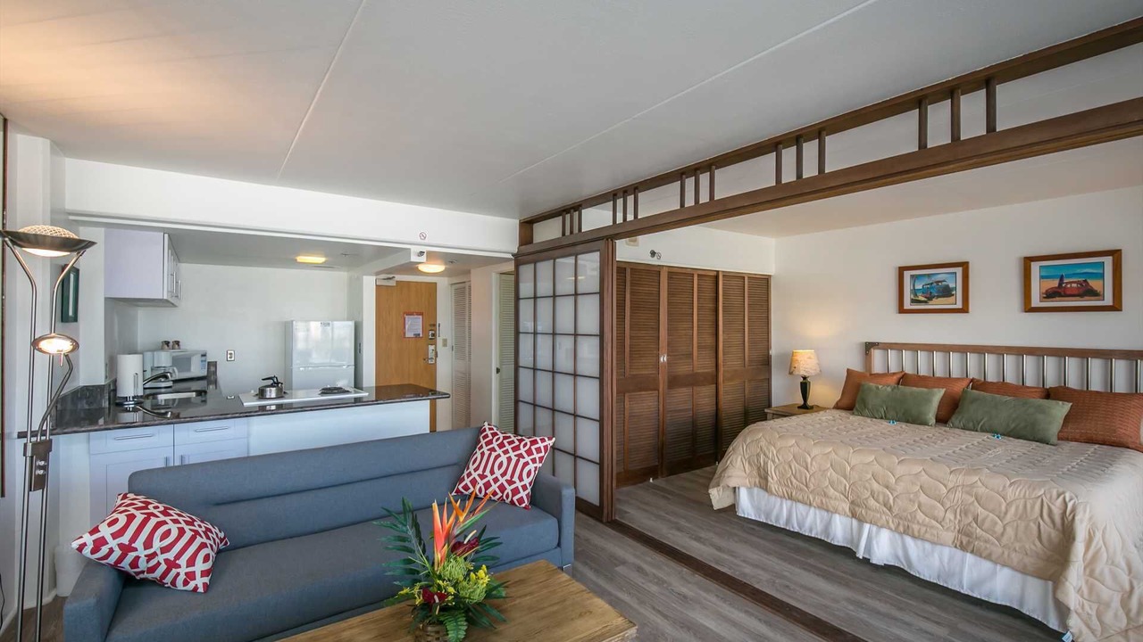 Photo of Bedroom in Waikiki
