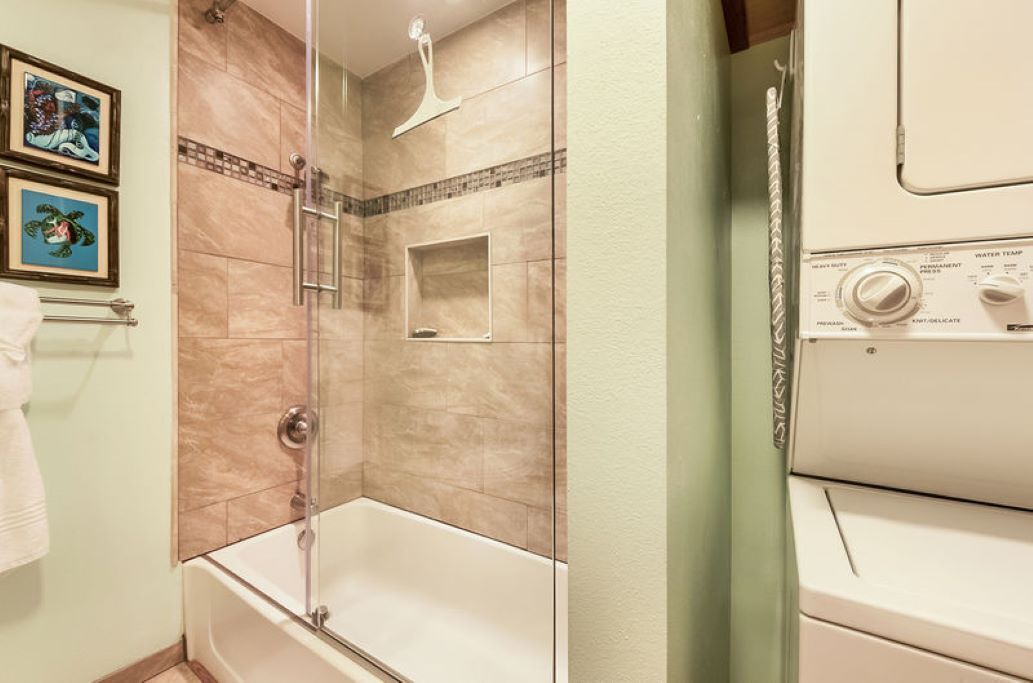 Photo of Bathroom in Waikoloa
