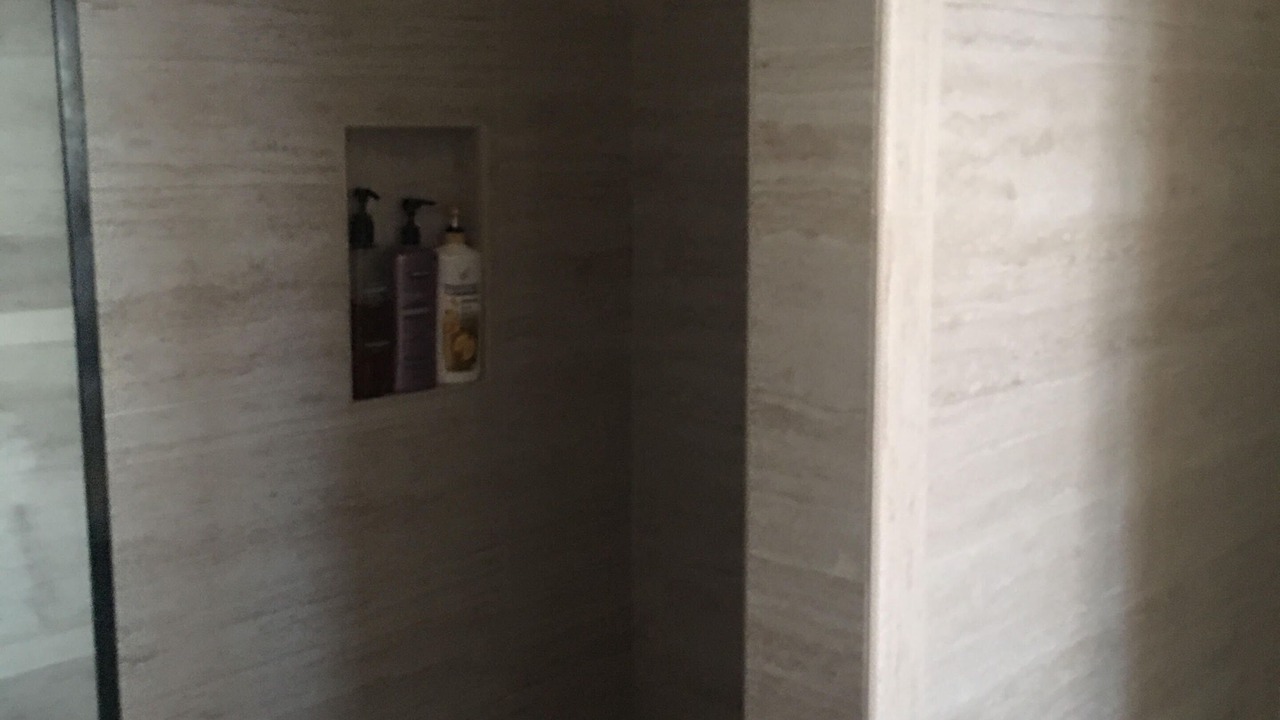 Photo of Bathroom in Maili
