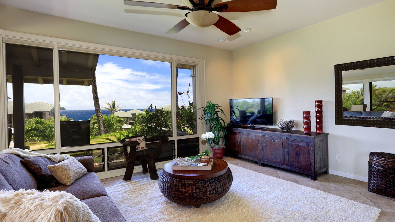 Photo of Livingroom in Napili