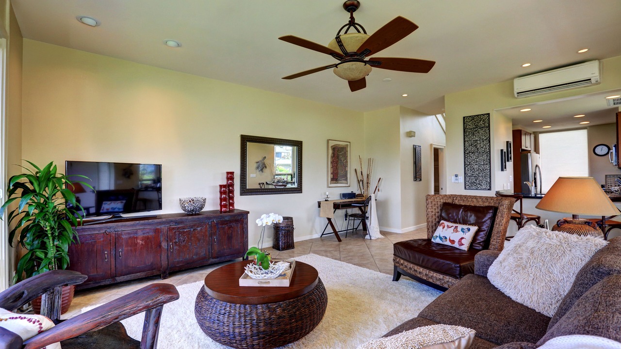 Photo of Livingroom in Napili