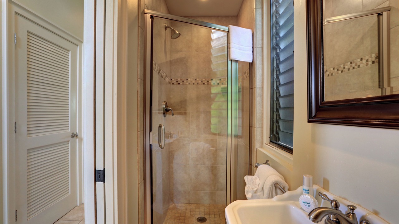 Photo of Bathroom in Napili
