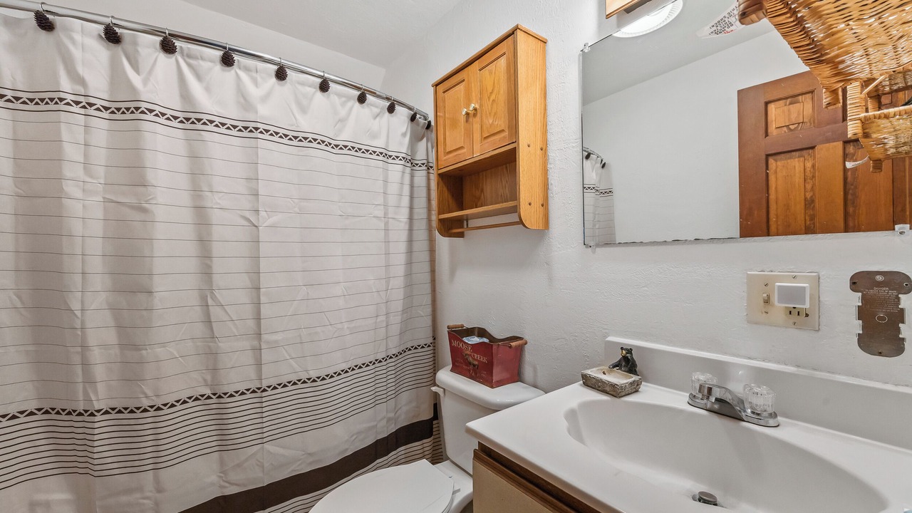 Photo of Bathroom in Rangeley Plantation