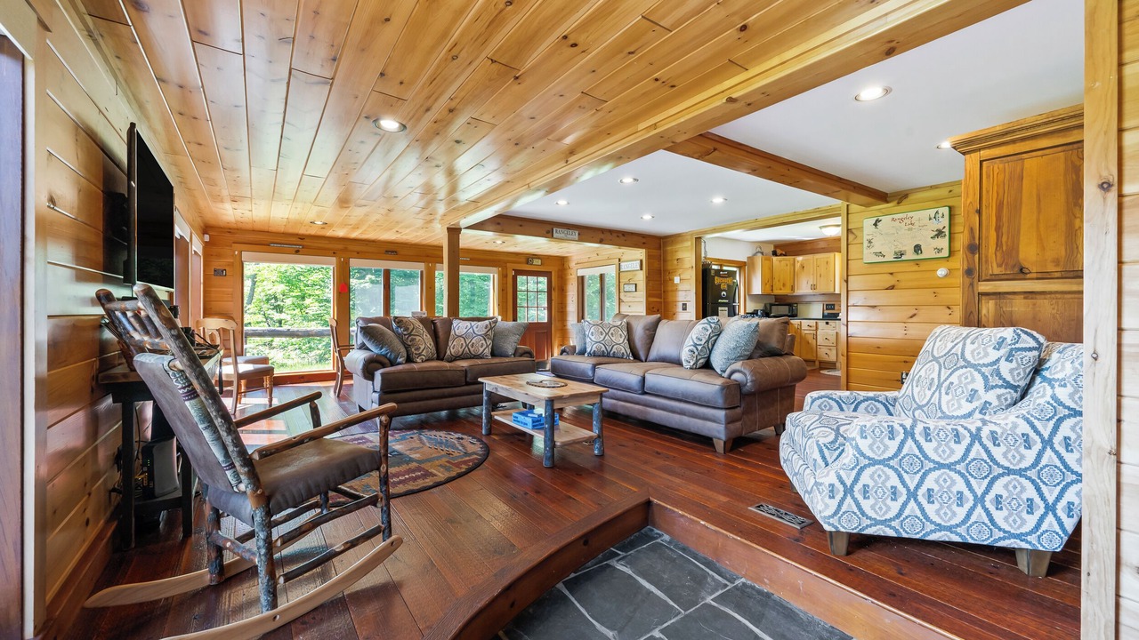Photo of Livingroom in Rangeley