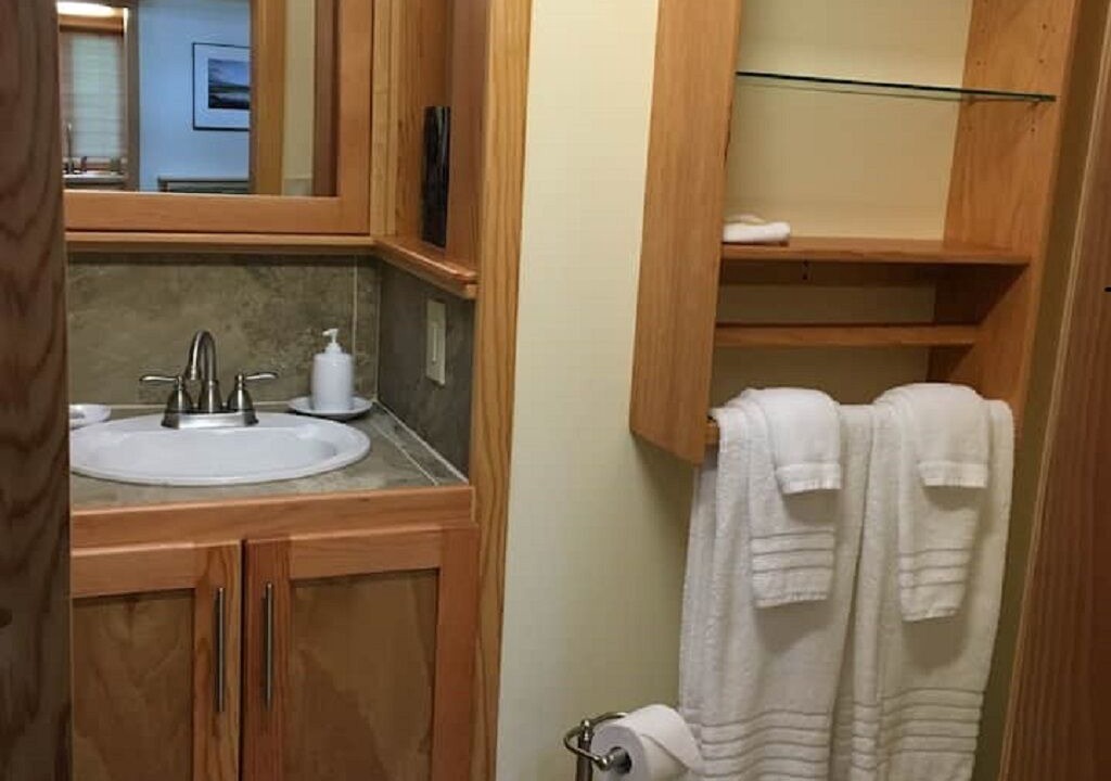 Photo of Bathroom in Volcano