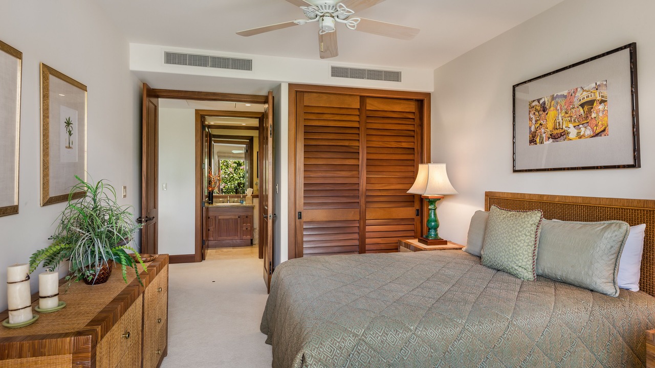 Photo of Bedroom in Kaupulehu