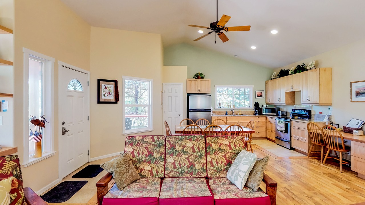 Photo of Livingroom in Volcano