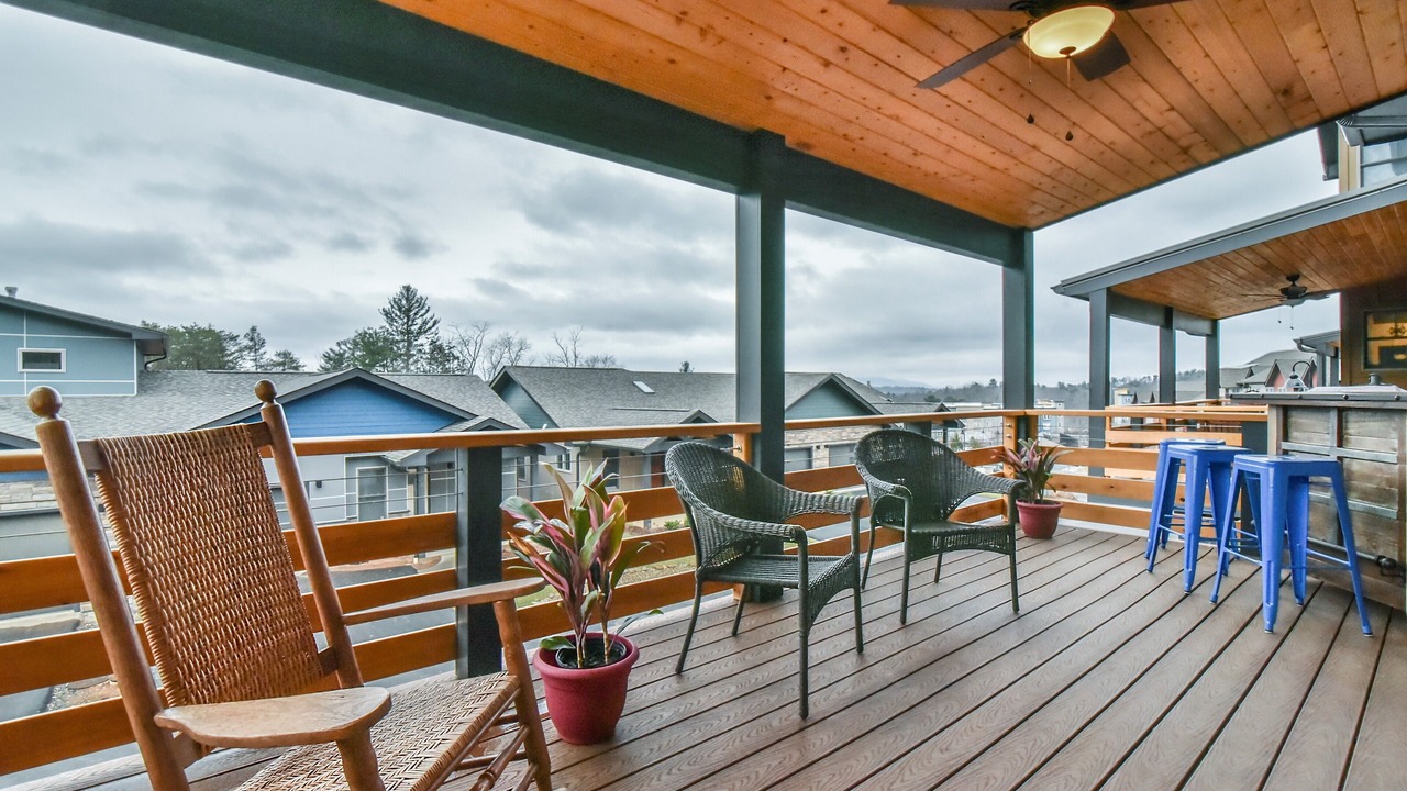 Photo of Livingroom in Woodfin