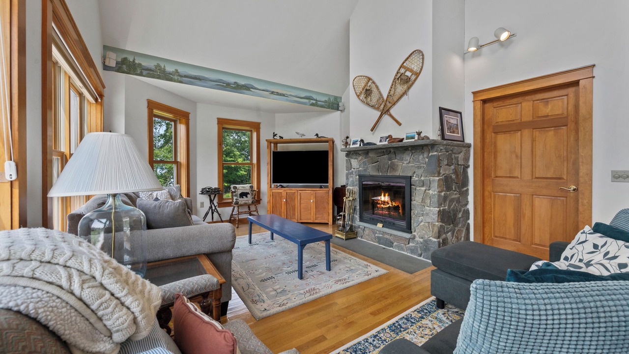 Photo of Livingroom in Rangeley