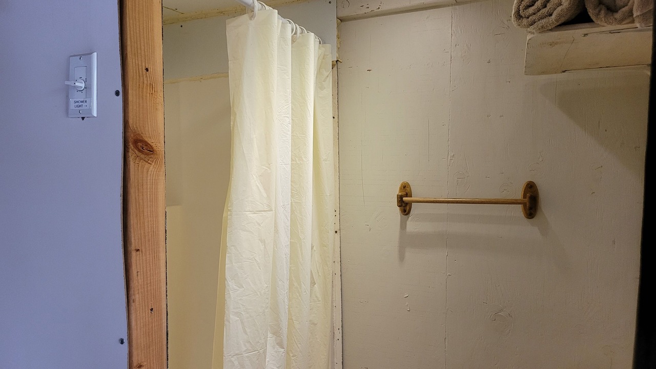 Photo of Bathroom in Fern Forest