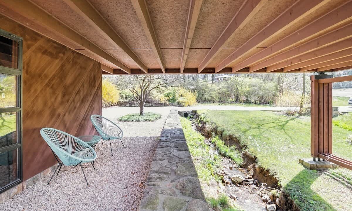 Photo of Patio Balcony in Wernersville
