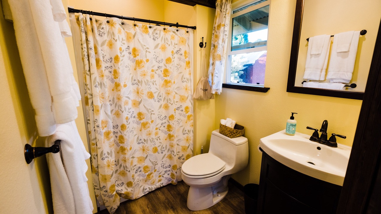 Photo of Bathroom in Hakalau