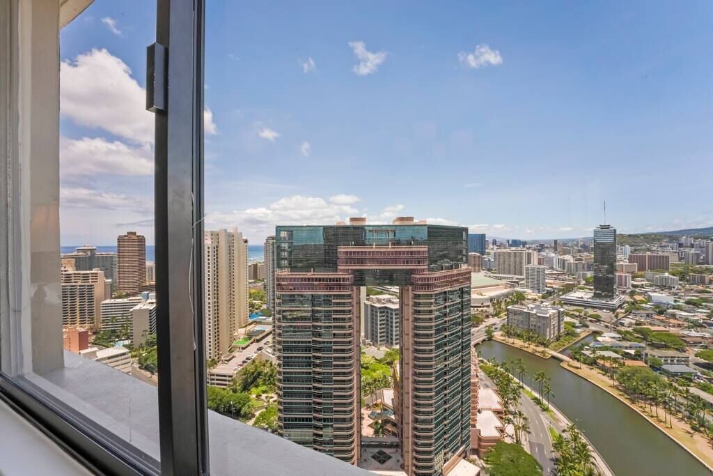 Photo of Others in Waikiki