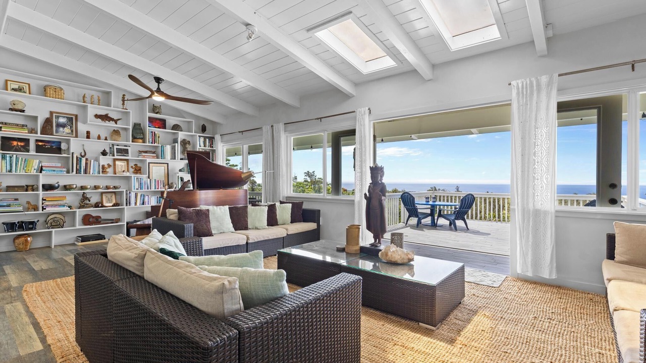 Photo of Livingroom in Pahoa