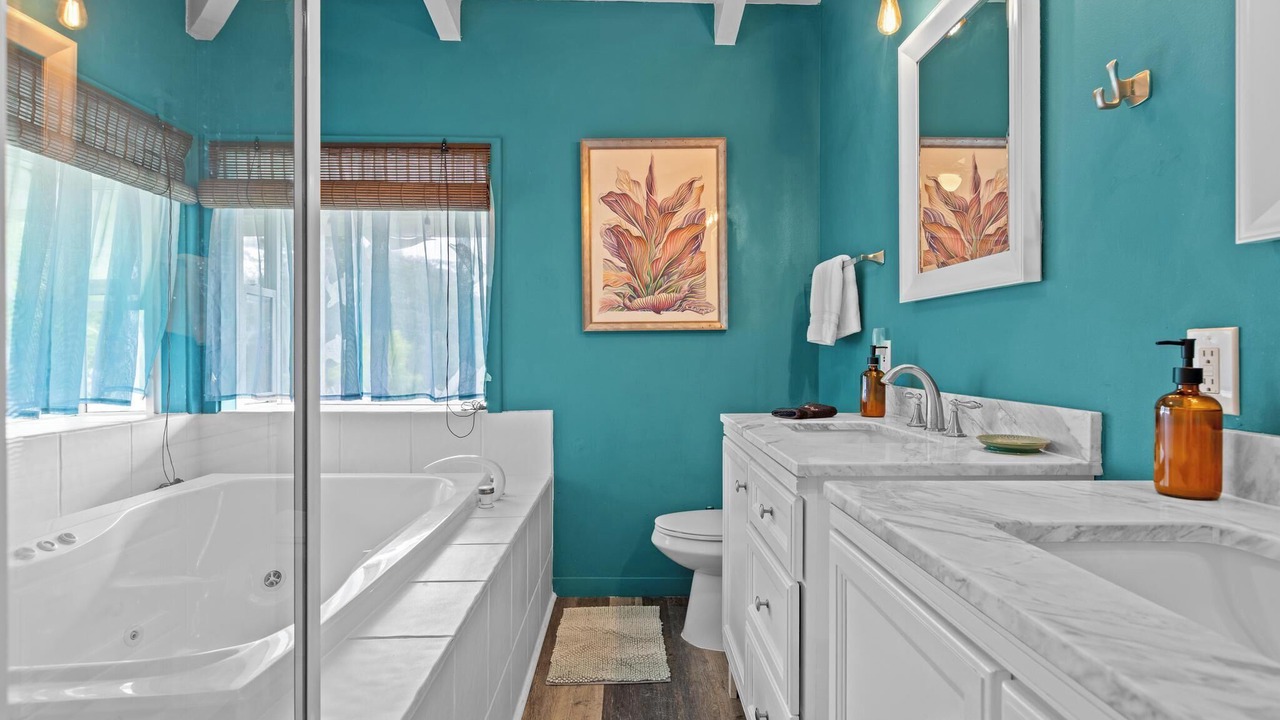 Photo of Bathroom in Pahoa
