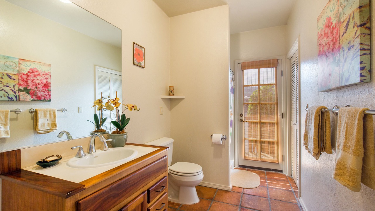 Photo of Bathroom in Captain Cook