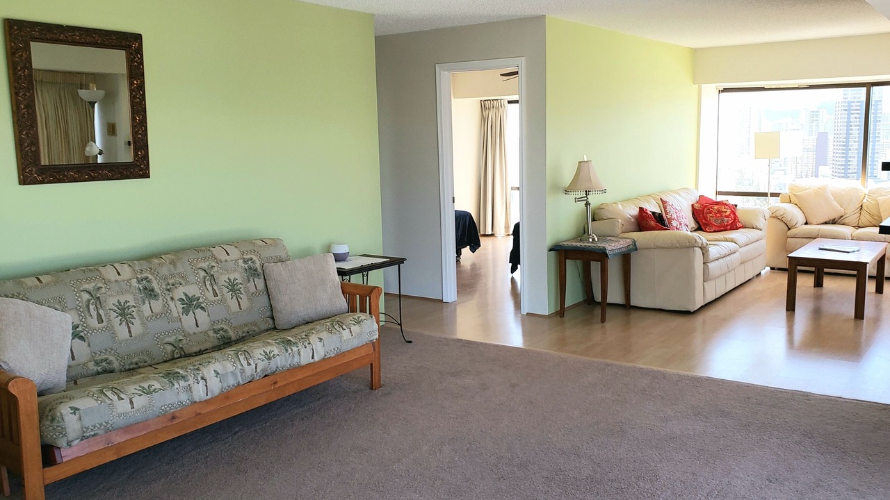 Photo of Livingroom in McCully - Moiliili