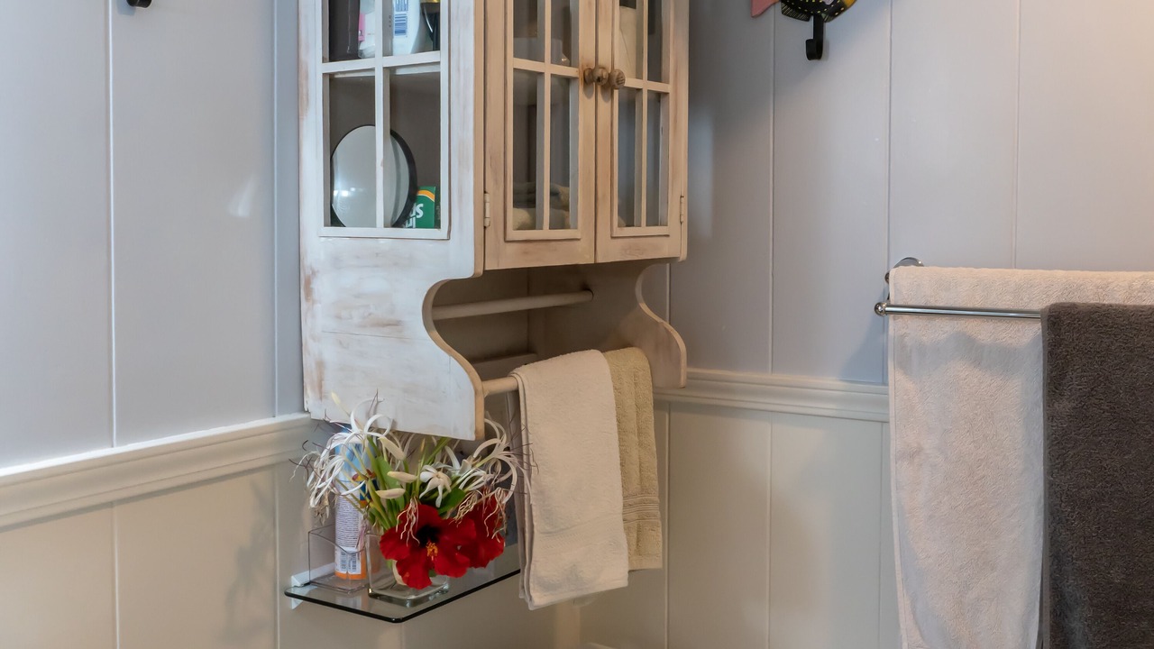 Photo of Bathroom in Portlock
