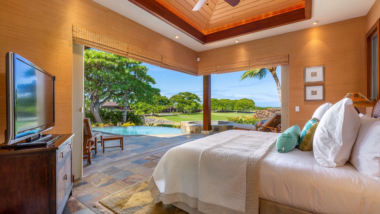 Photo of Bedroom in Kaupulehu