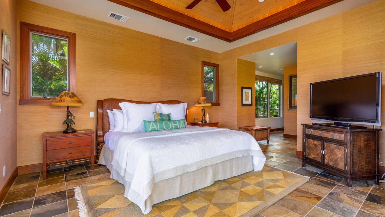 Photo of Bedroom in Kaupulehu