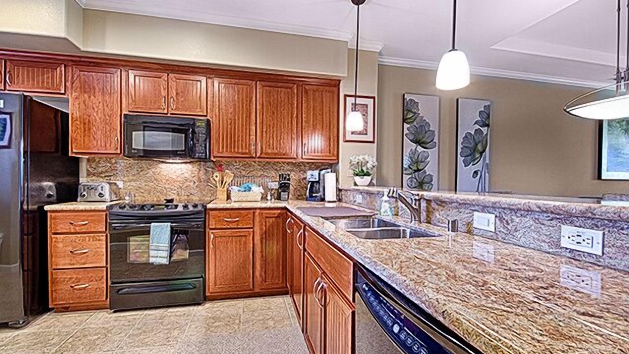 Photo of Kitchen in Waikoloa