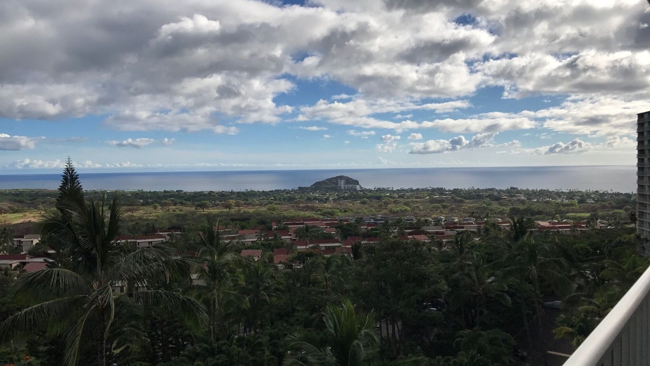 Photo of Outdoor in Makaha Valley