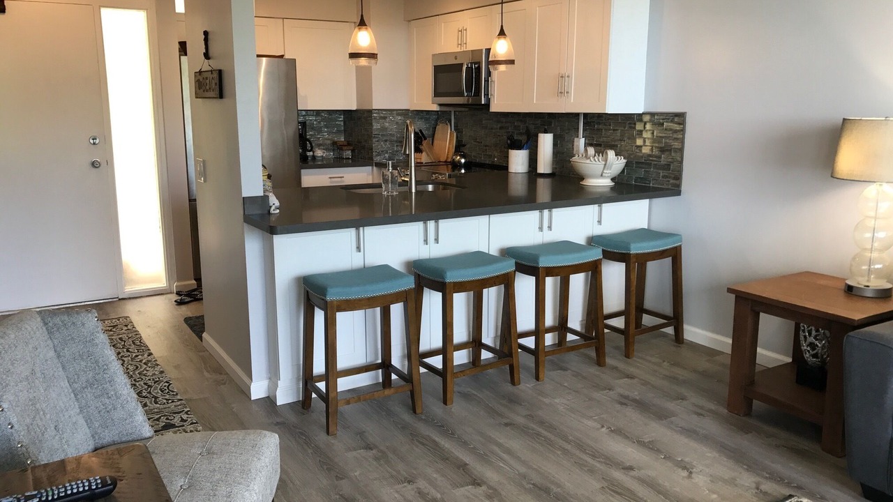 Photo of Kitchen in Makaha Valley