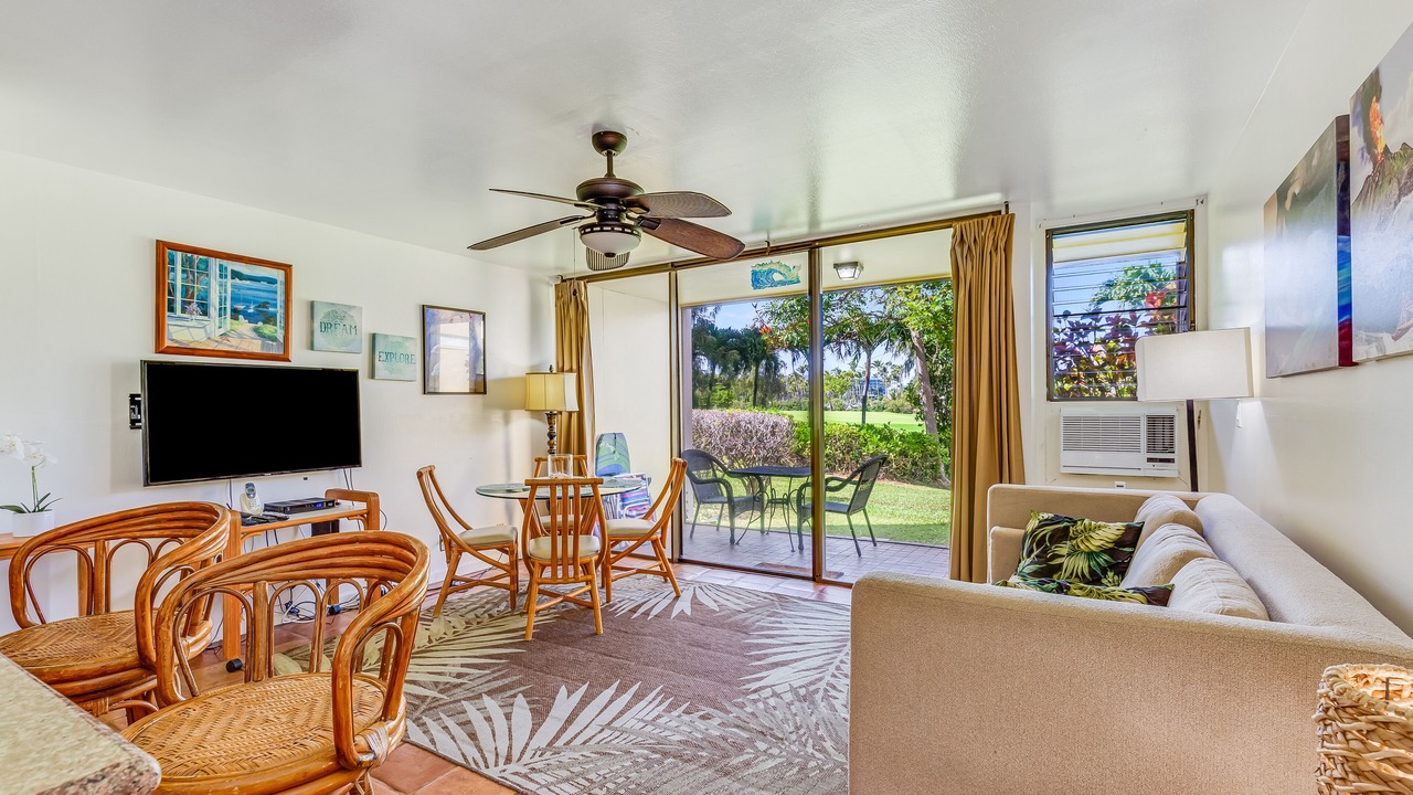 Photo of Livingroom in Kahuku