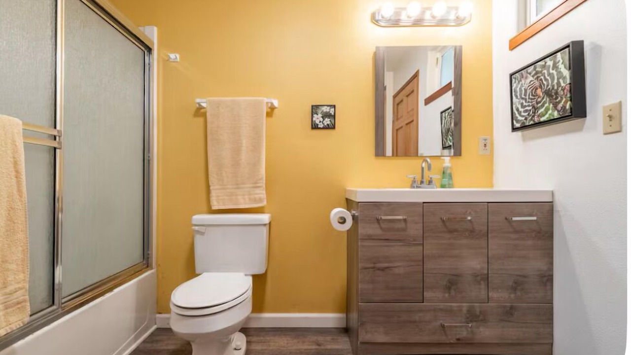 Photo of Bathroom in Papaikou