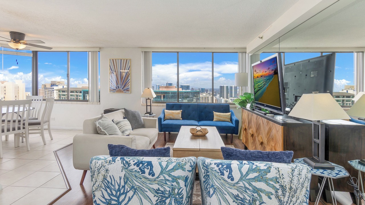 Photo of Livingroom in Waikiki