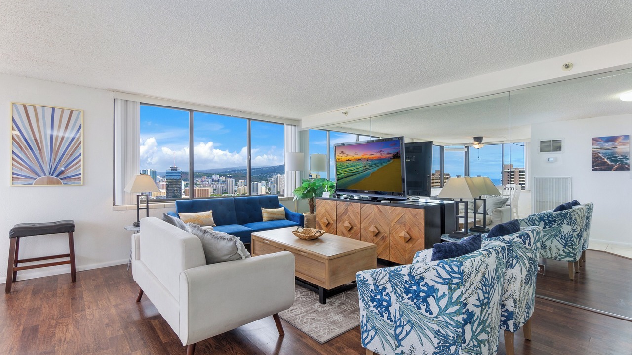 Photo of Livingroom in Waikiki