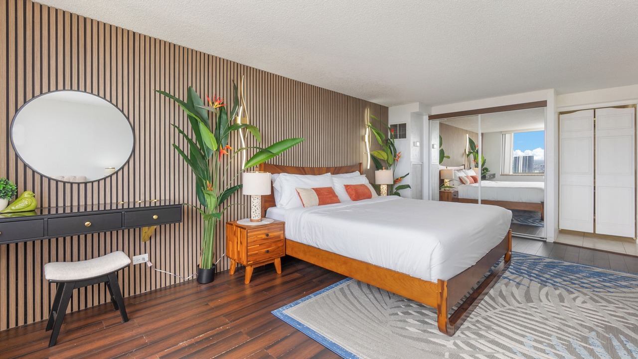 Photo of Bedroom in Waikiki