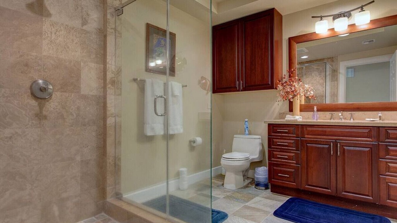 Photo of Bathroom in Kamuela