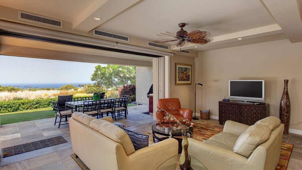 Photo of Livingroom in Kamuela
