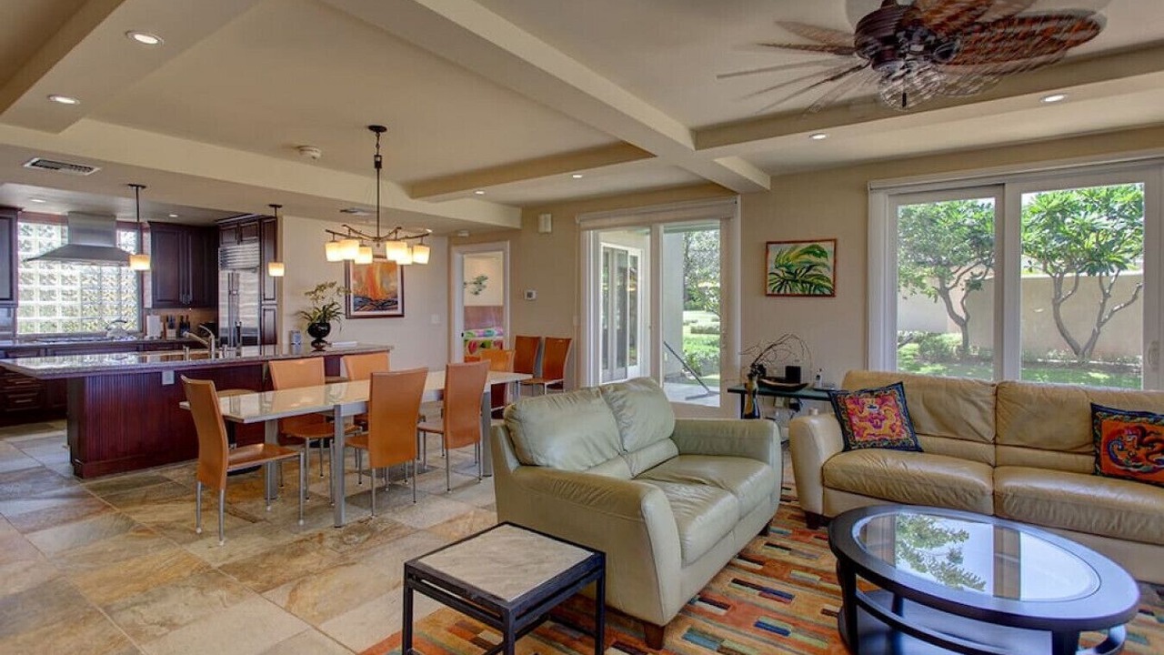 Photo of Livingroom in Kamuela