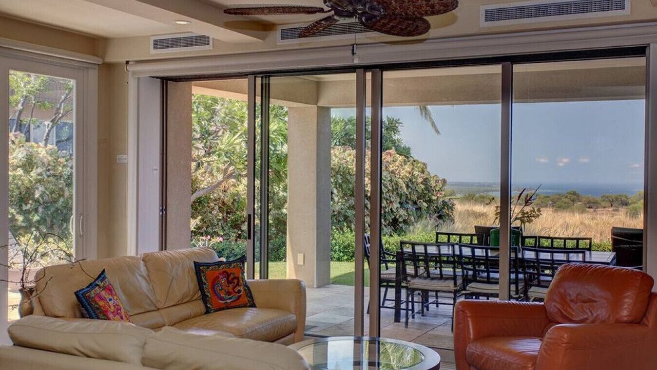 Photo of Livingroom in Kamuela