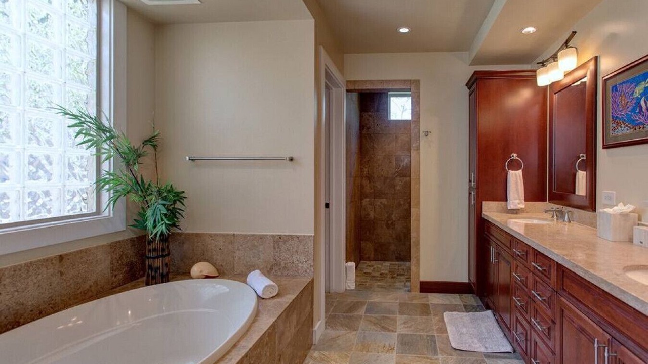 Photo of Bathroom in Kamuela