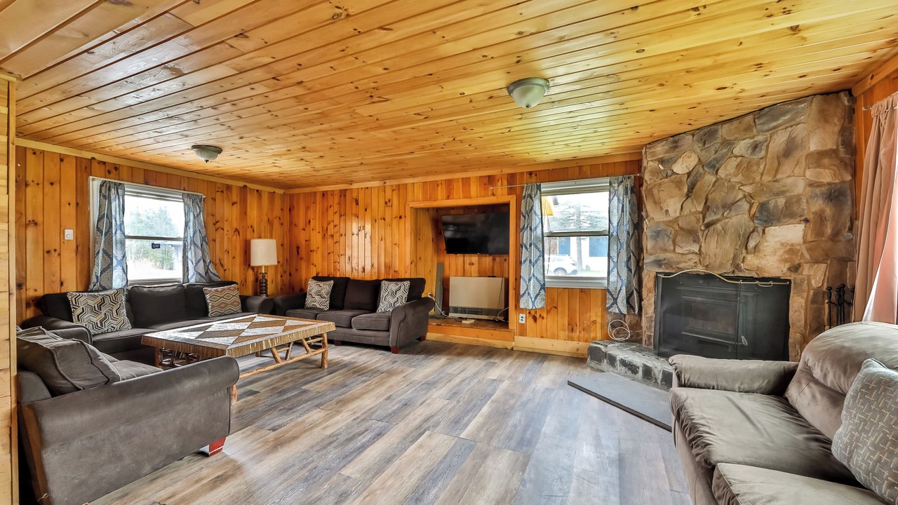 Photo of Livingroom in Tannersville
