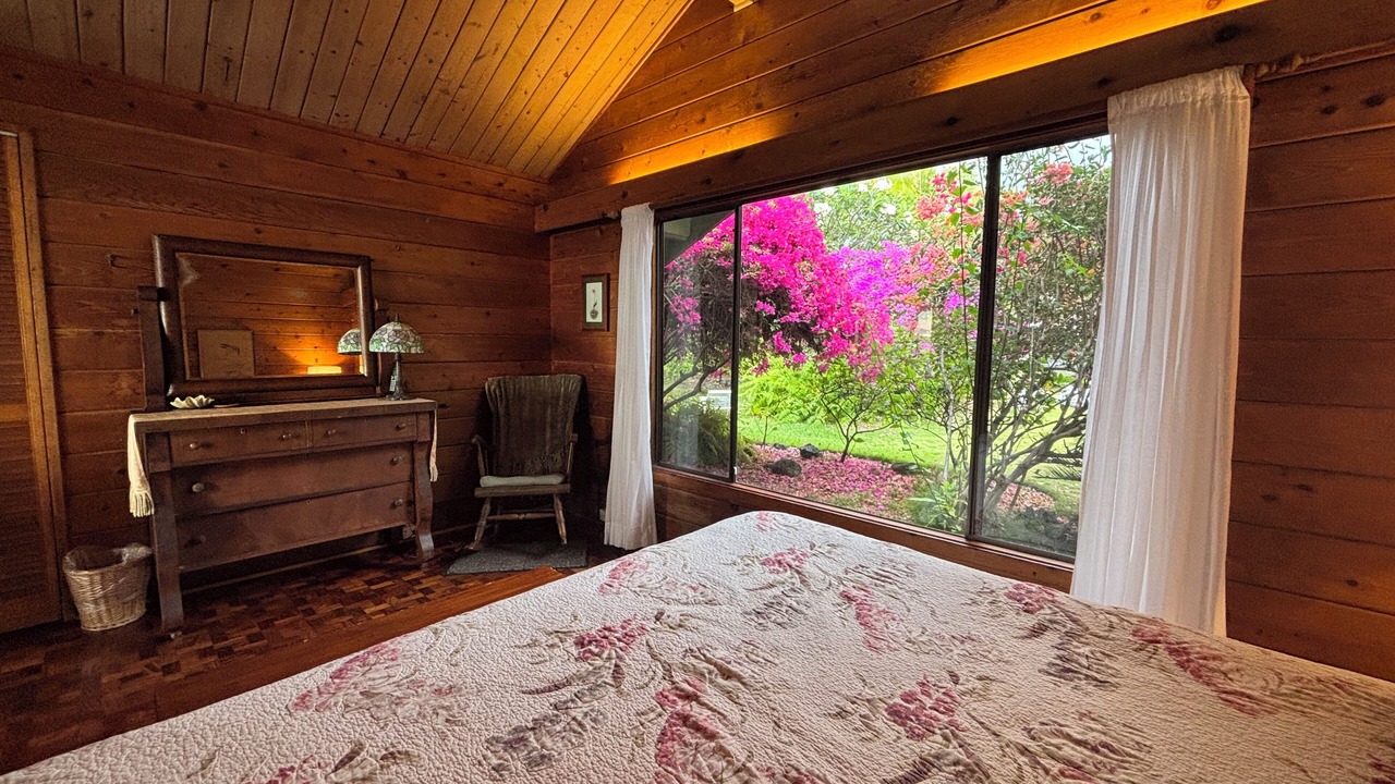 Photo of Bedroom in Honaunau-Napoopoo