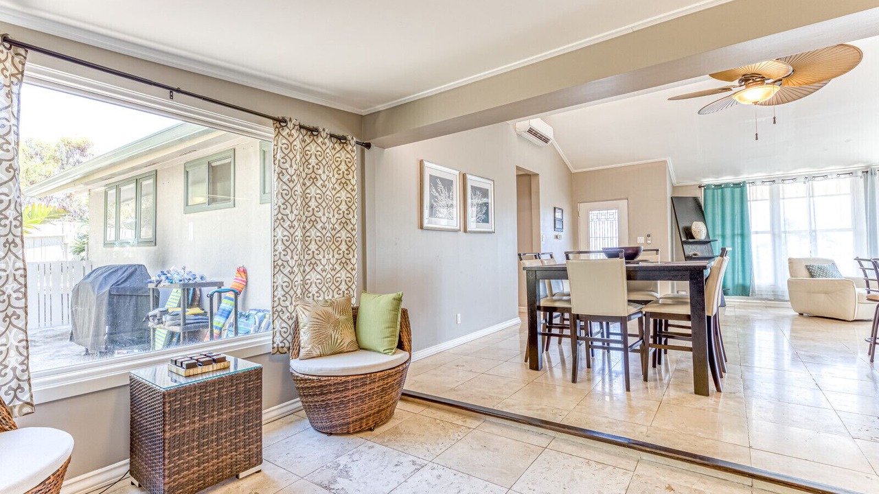 Photo of Bedroom in Eastern Honolulu