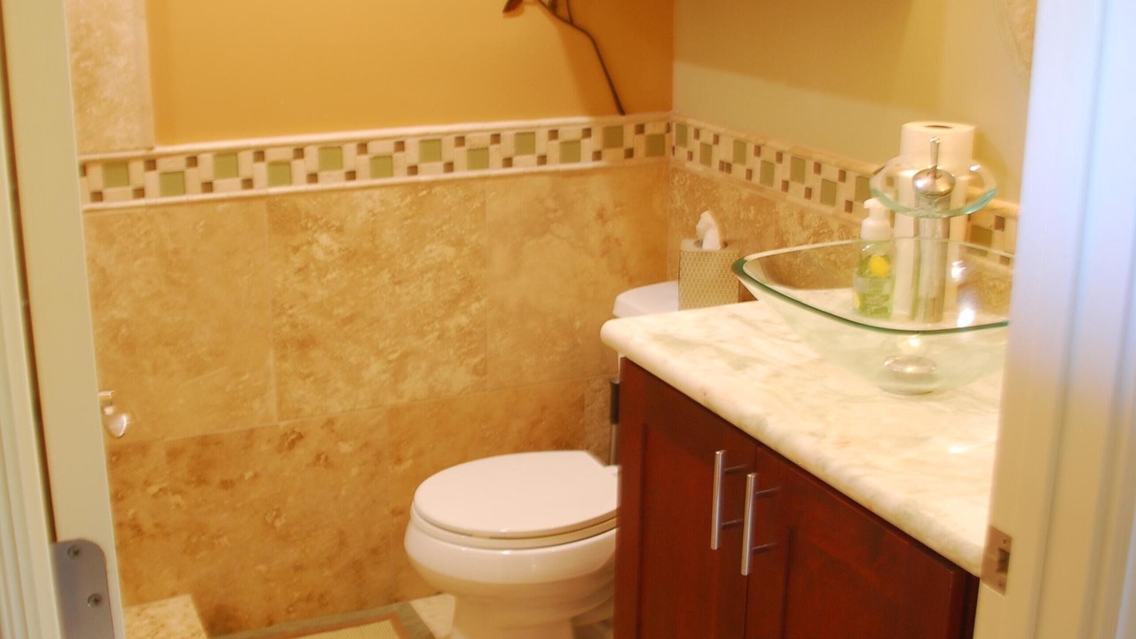 Photo of Bathroom in Hawaii Kai