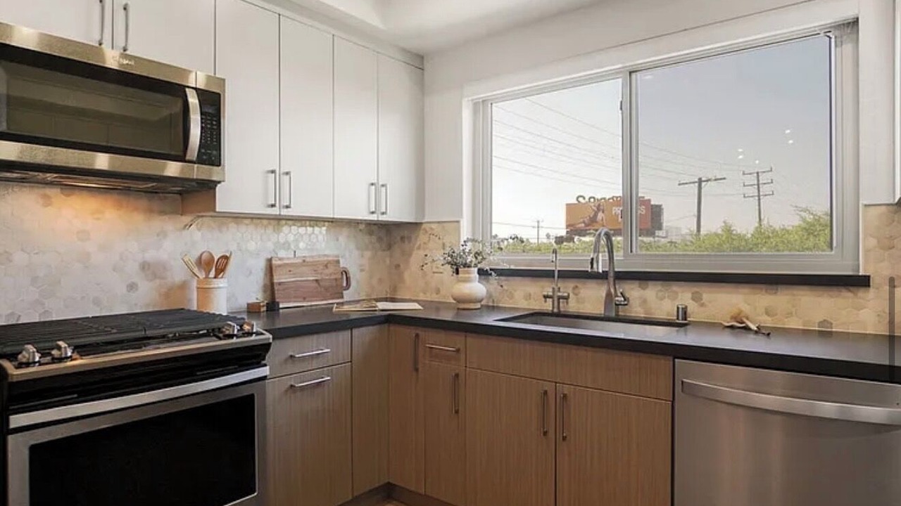 Photo of Kitchen in La Brea